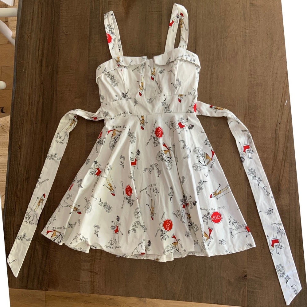 Varga Pin Up Marilyn Dress Size Small with a Print